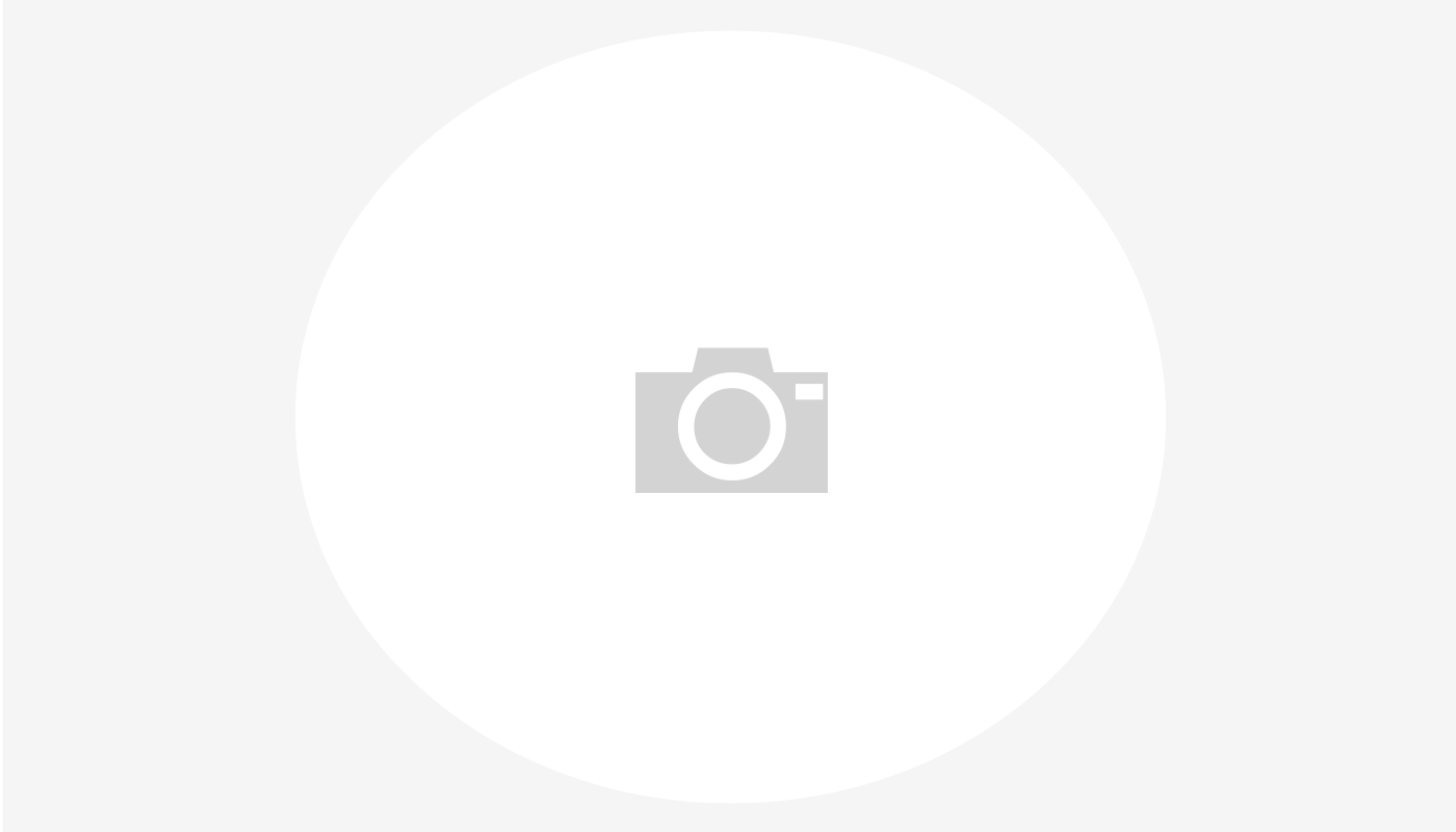 Die Psychologie hinter der Beliebtheit von Camgirls mit großen Brüsten